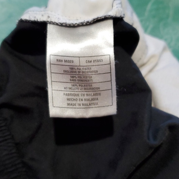 Nike Capri Pants - Picture 6 of 8